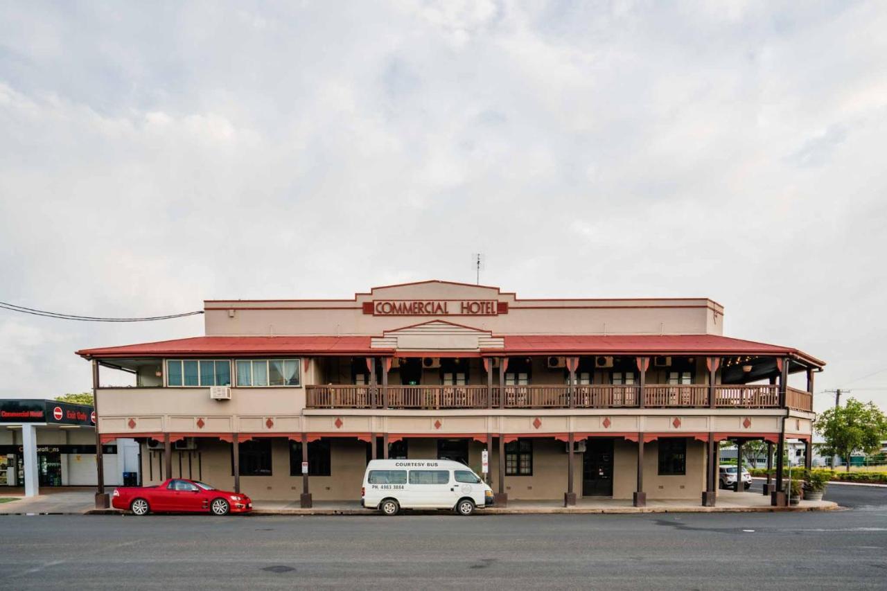 Commercial Hotel Clermont Exterior photo